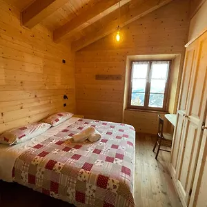 https://rifugio-zoia.it-lombardy.com